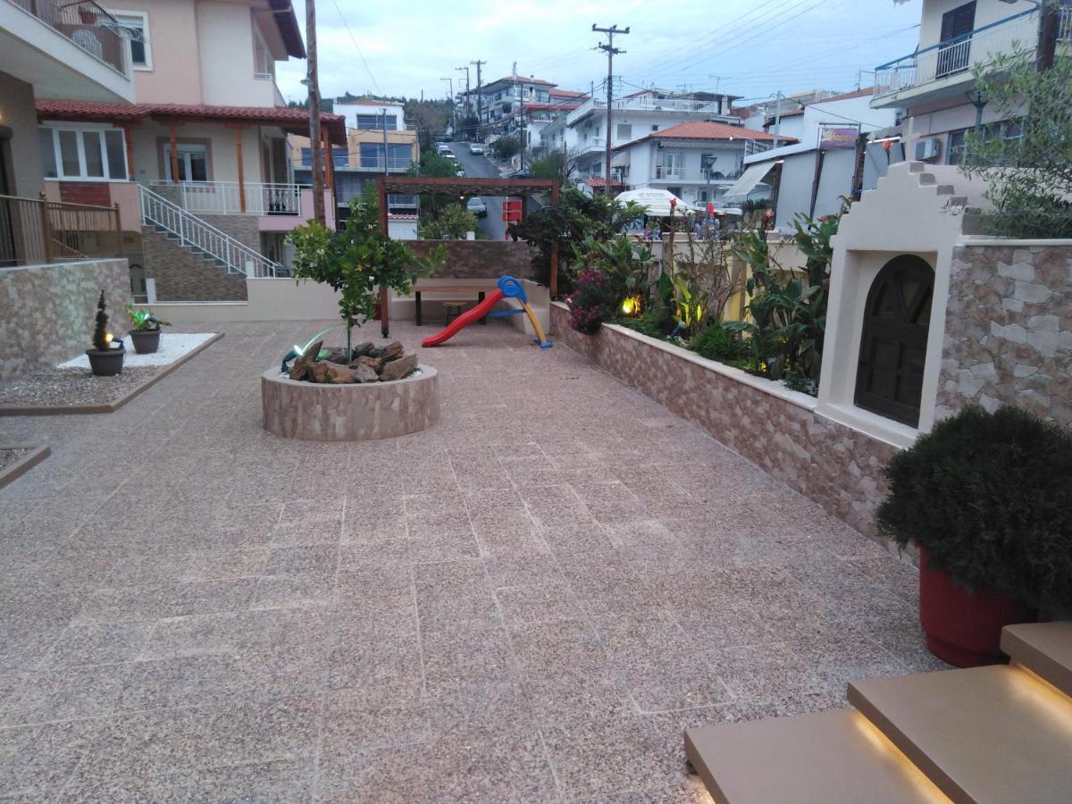 Theasis1 Villa Neos Marmaras Bagian luar foto