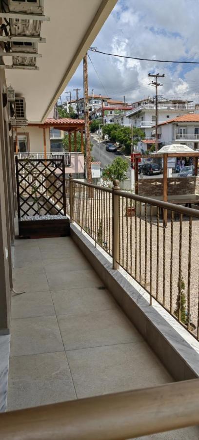 Theasis1 Villa Neos Marmaras Bagian luar foto