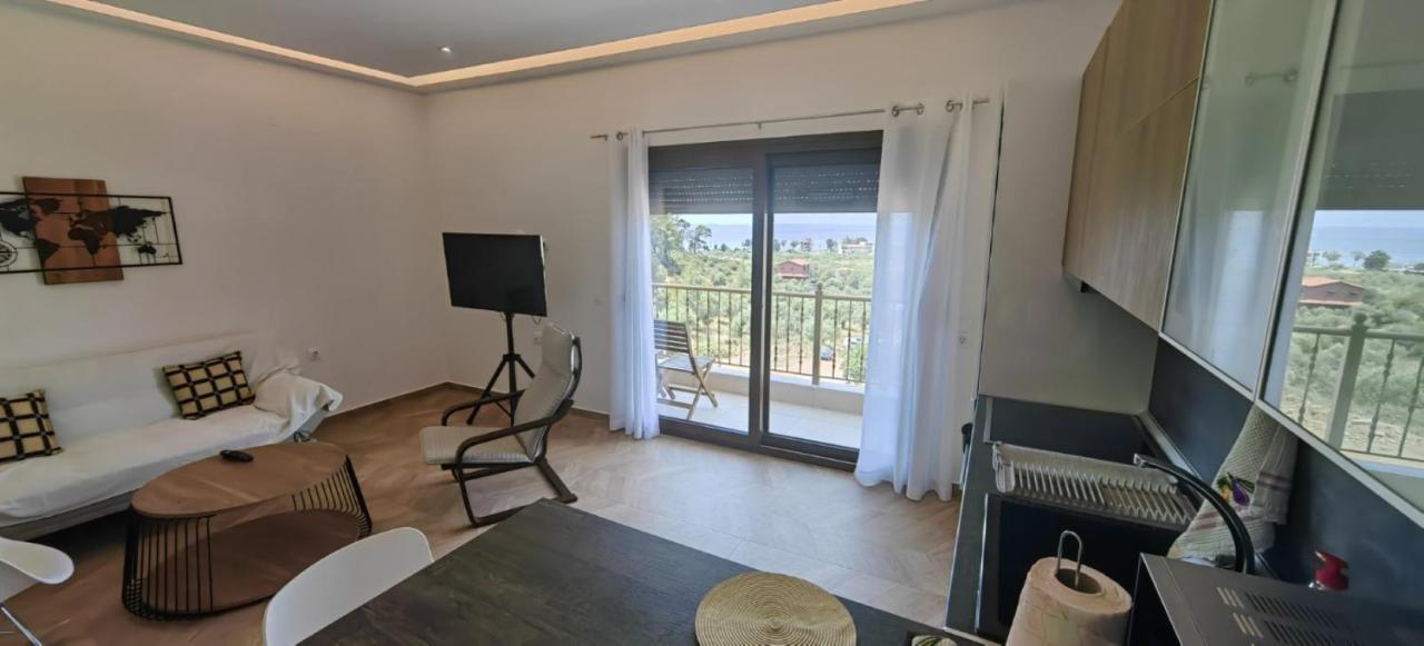 Theasis1 Villa Neos Marmaras Bagian luar foto